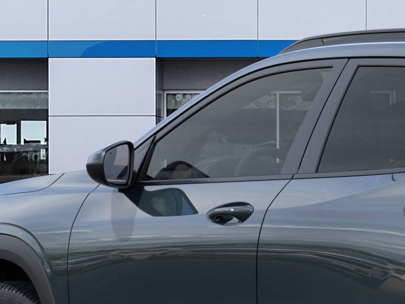 2026 Chevrolet Trax LT photo 4