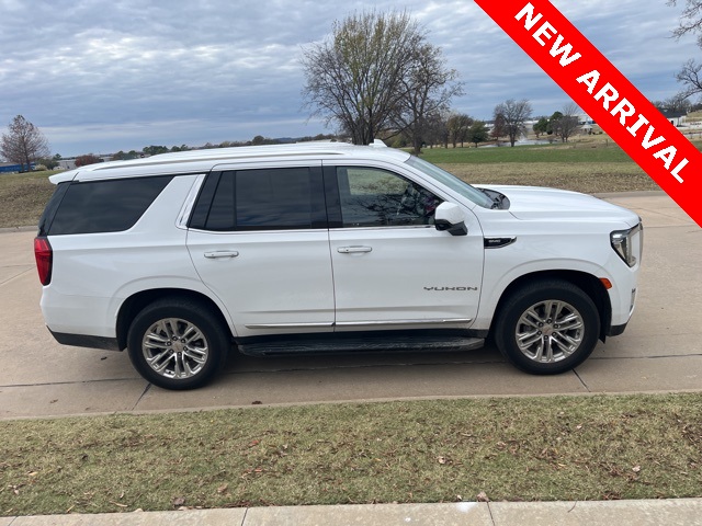 2021 Gmc Yukon SLT photo 2
