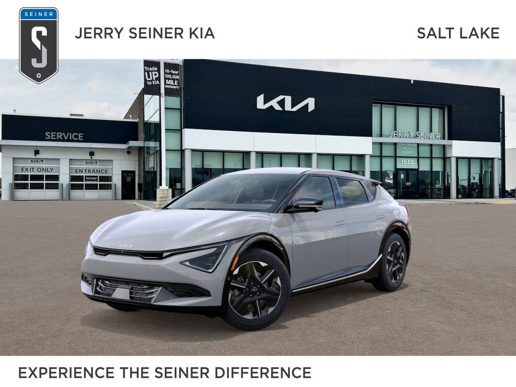 2025 Kia EV6 Wind's photo