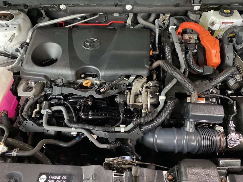 2021 Toyota RAV4 Hybrid LE photo 15
