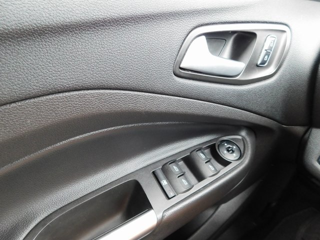 2016 Ford Escape SE photo 25
