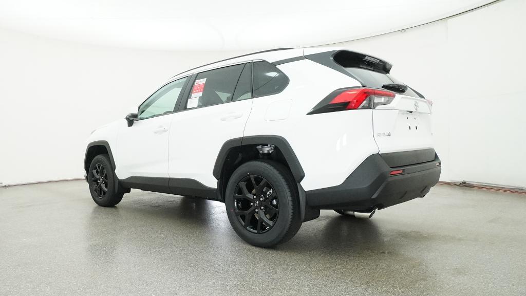 2025 Toyota RAV4 XLE photo 11