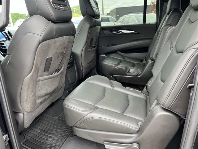2016 Cadillac Escalade ESV Platinum photo 12