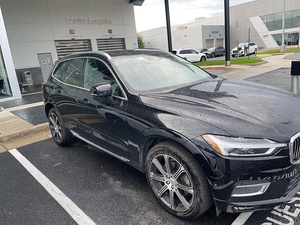 2018 Volvo XC60 T6 Inscription photo 2