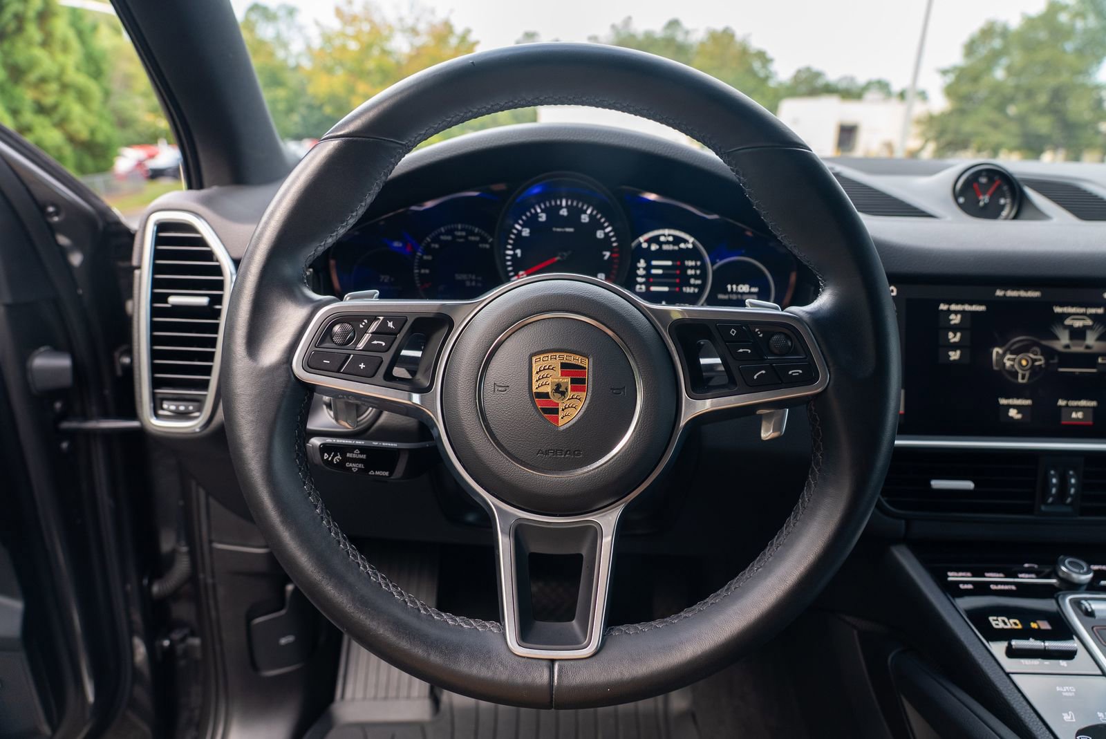 2021 Porsche Cayenne Base photo 22