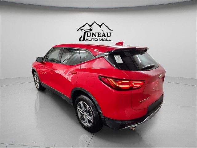 2023 Chevrolet Blazer 2LT photo 3