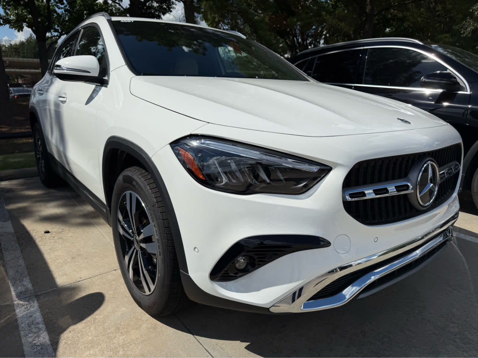 2025 Mercedes Benz GLA 250 photo 2