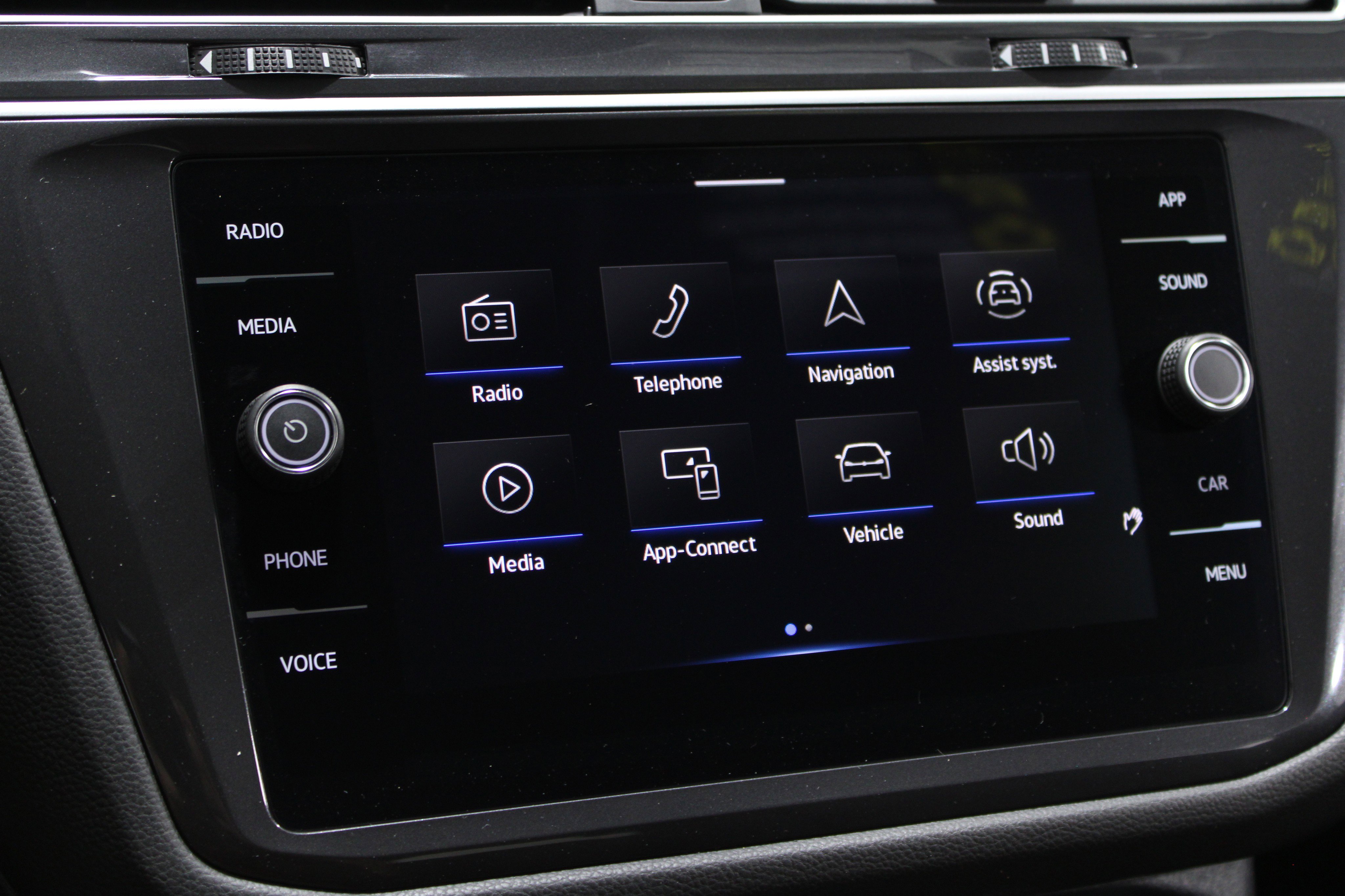 2024 Volkswagen Tiguan S photo 8