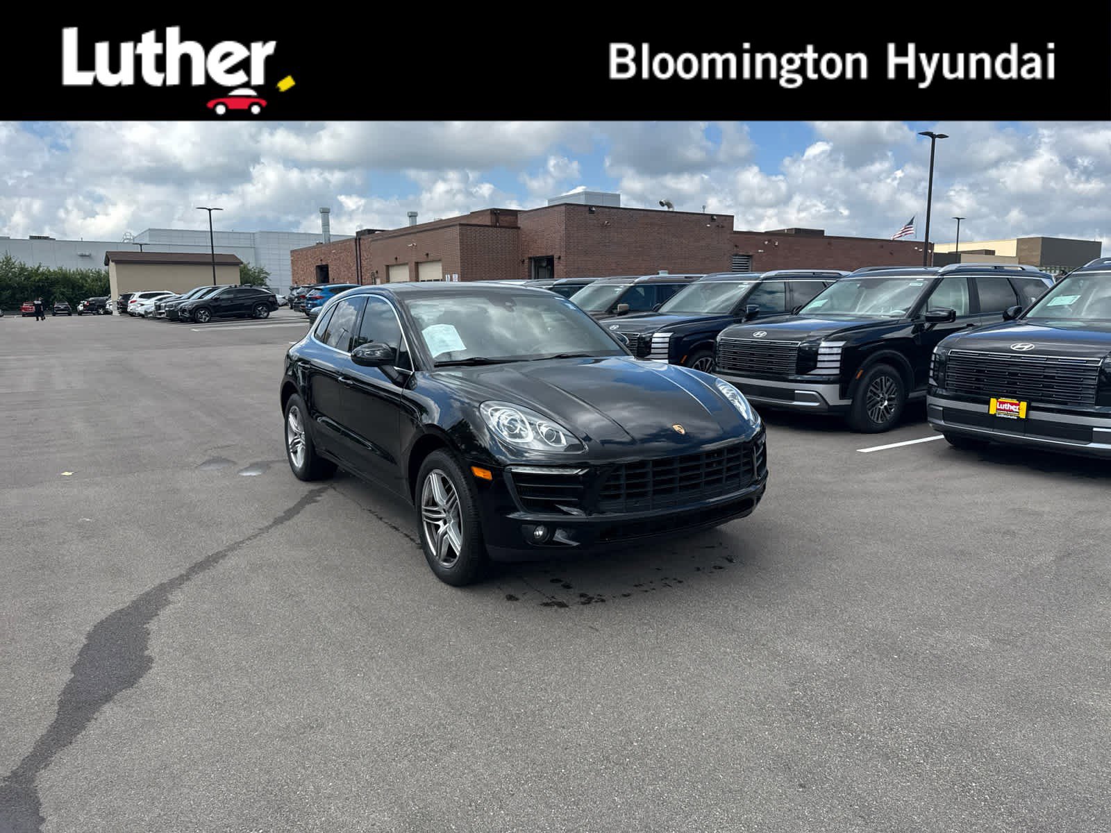 2017 Porsche Macan