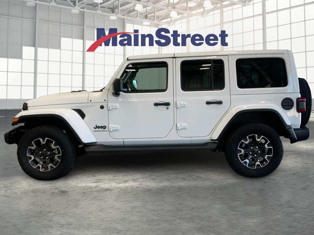 2025 Jeep Wrangler Sahara photo 2