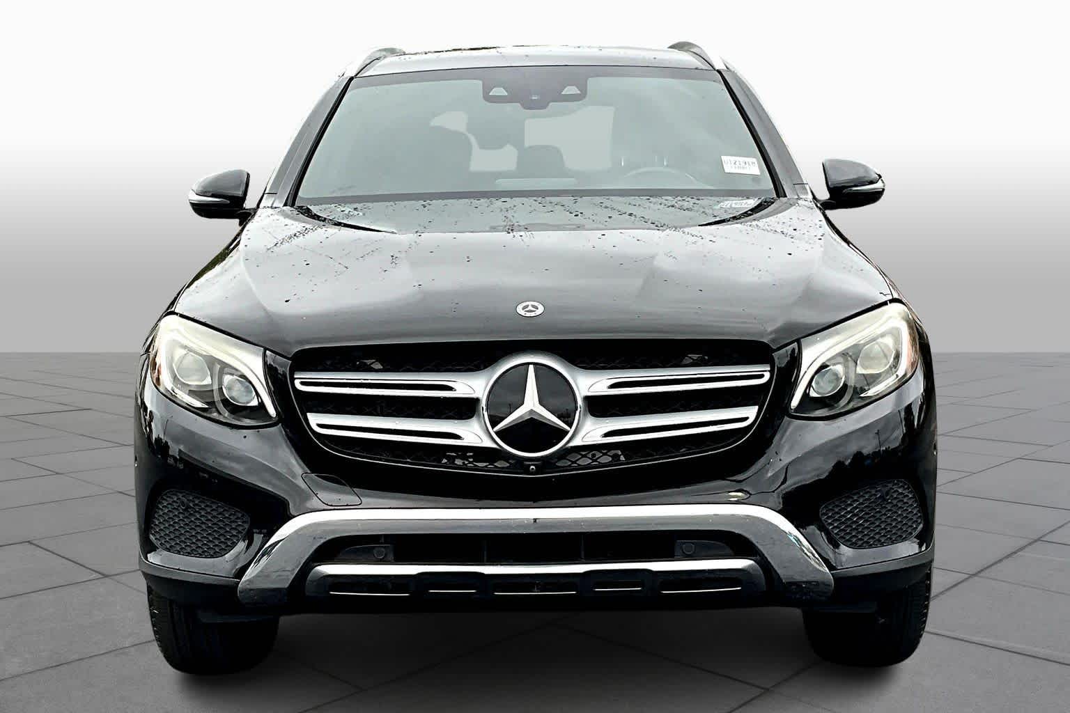 2019 Mercedes Benz GLC 300 photo 2