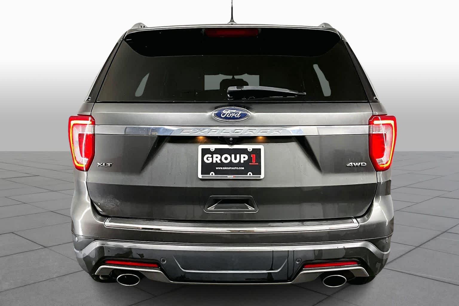 2018 Ford Explorer XLT photo 4