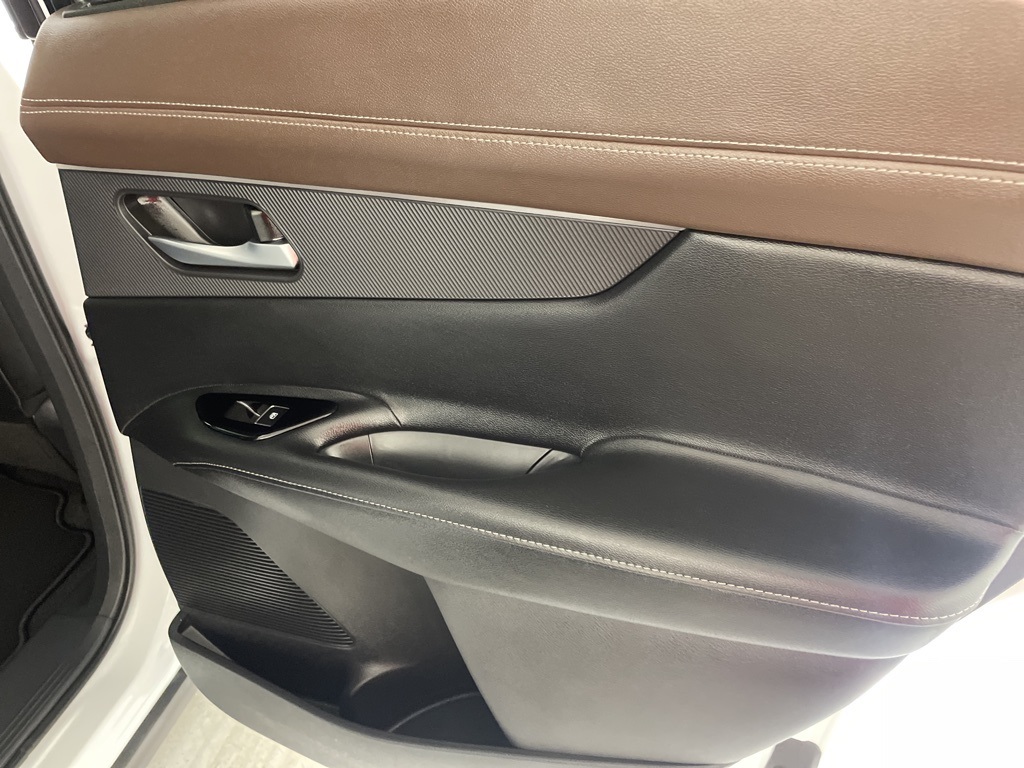 2025 Nissan Murano Platinum photo 42