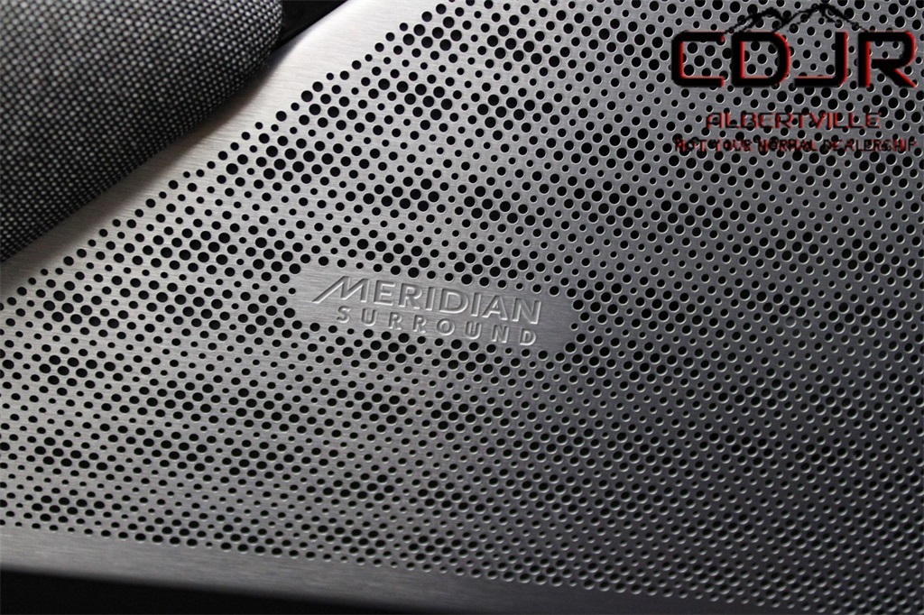 2019 Land Rover Range Rover Velar HSE R-Dynamic photo 14