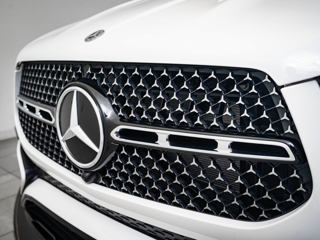 2026 Mercedes Benz GLE 450 4MATIC photo 3