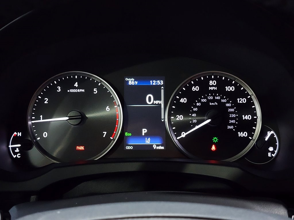 2025 Lexus IS 300 photo 17