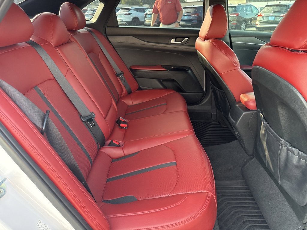 2023 Kia K5 GT-Line photo 13