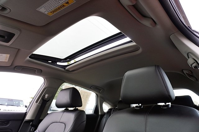 Used 2024 Gray Honda EX-L image 16