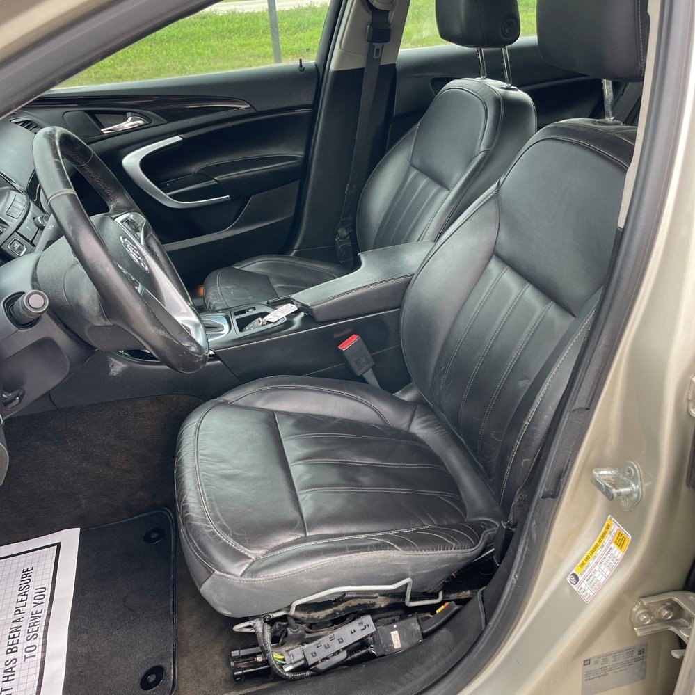2013 Buick Regal Premium I photo 10