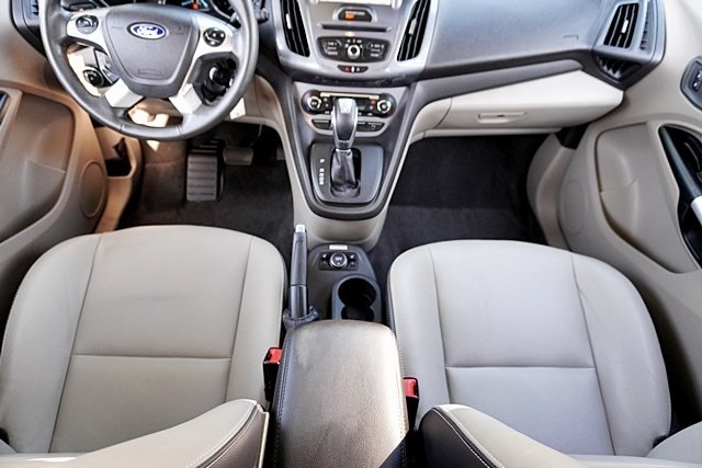 2018 Ford Transit Connect Titanium photo 23