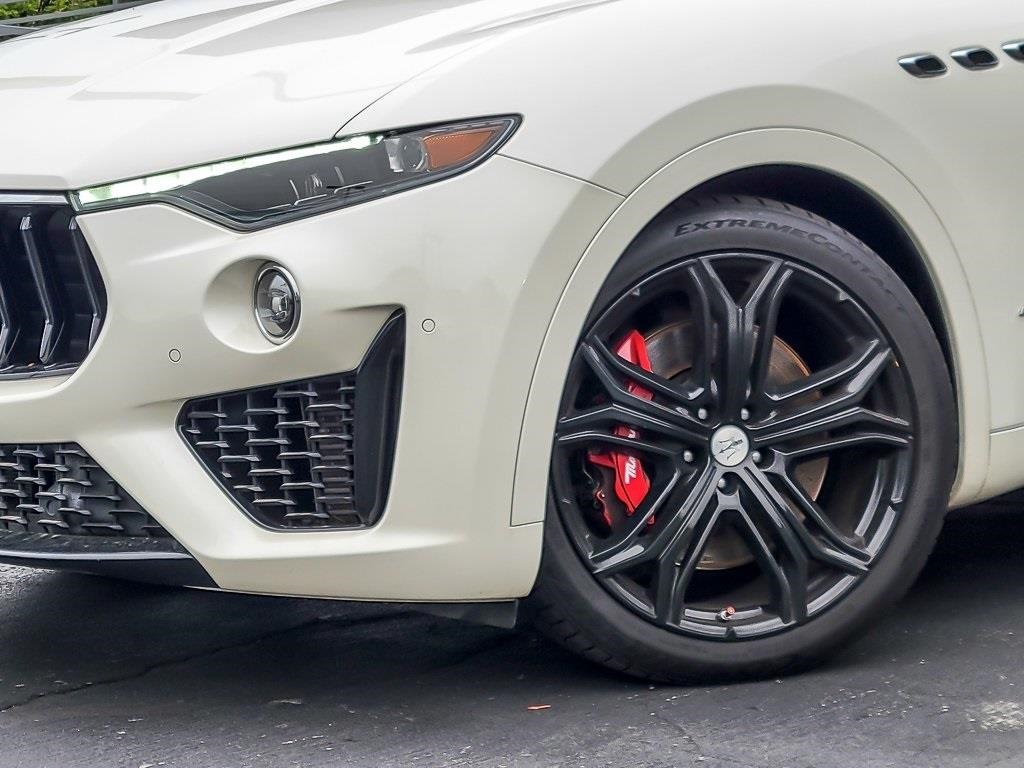 2021 Maserati Levante GranSport photo 3