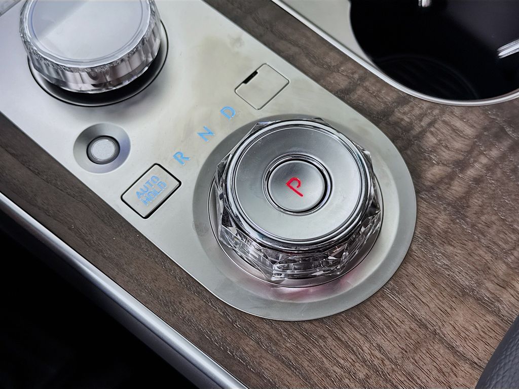 2025 Genesis GV80 2.5T Prestige photo 16