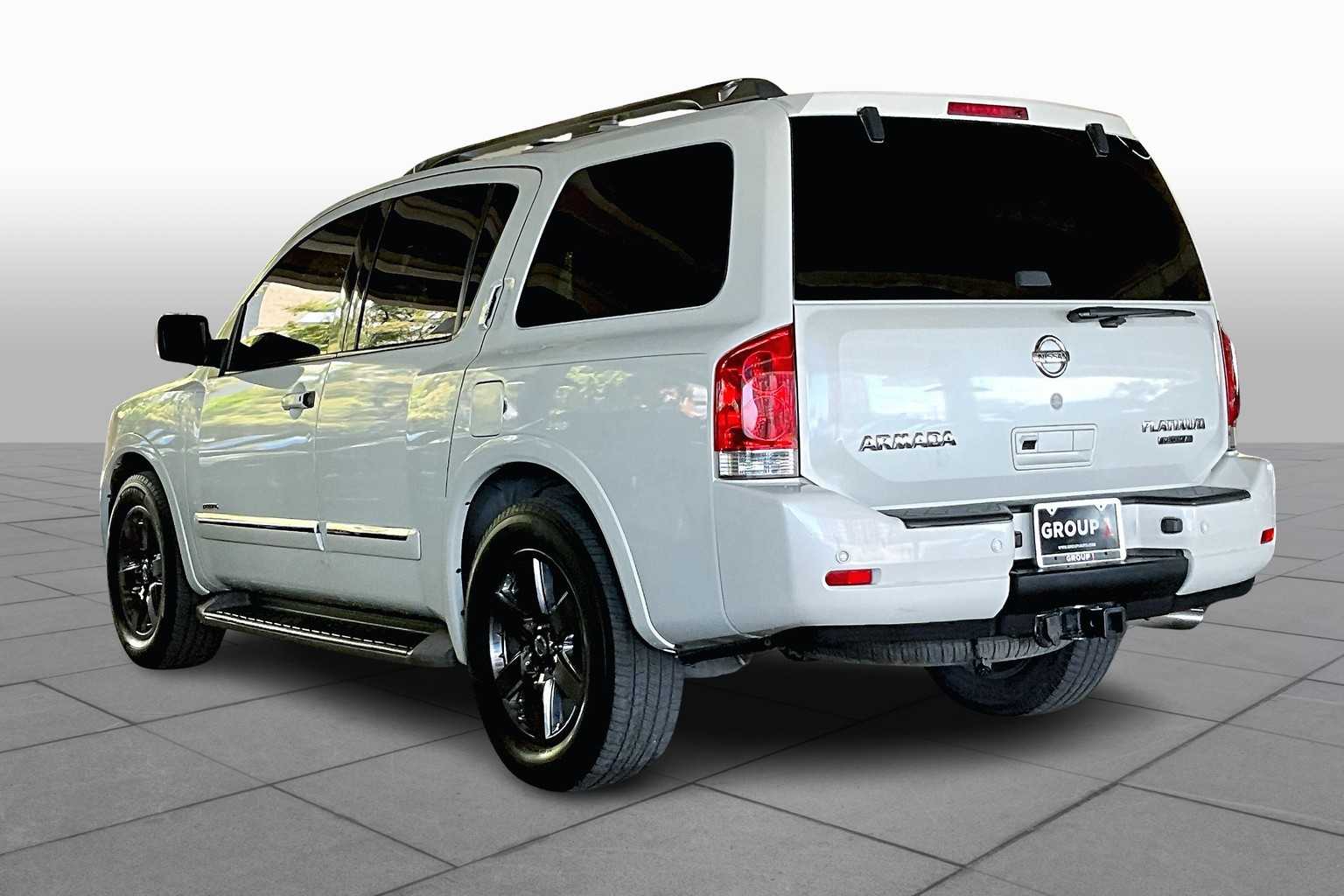 2014 Nissan Armada Platinum photo 10