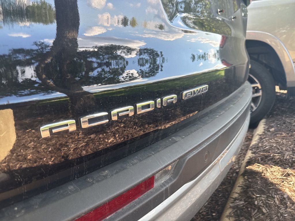 2024 Gmc Acadia Elevation photo 5