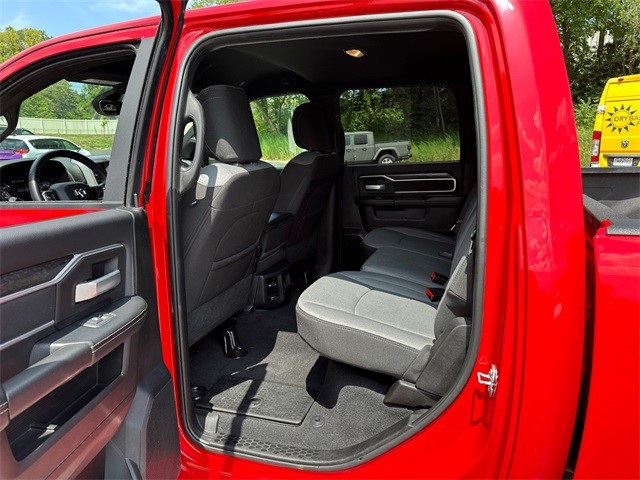 2024 Ram 2500 Big Horn photo 10