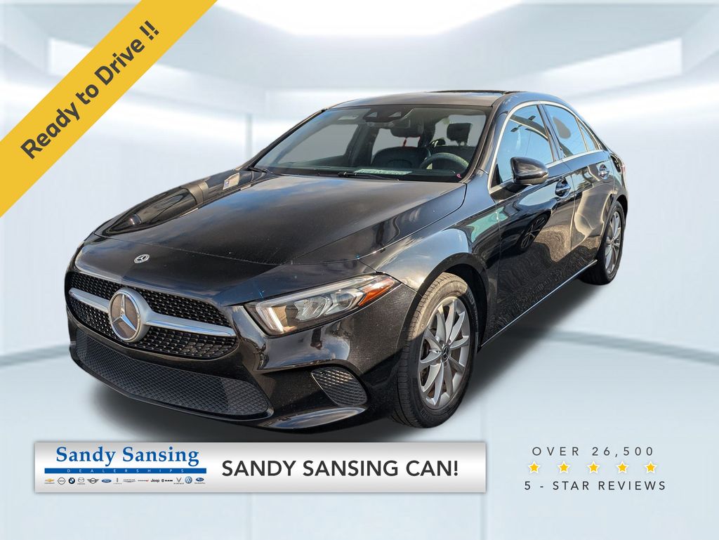 2019 Mercedes-Benz A-Class A220's photo