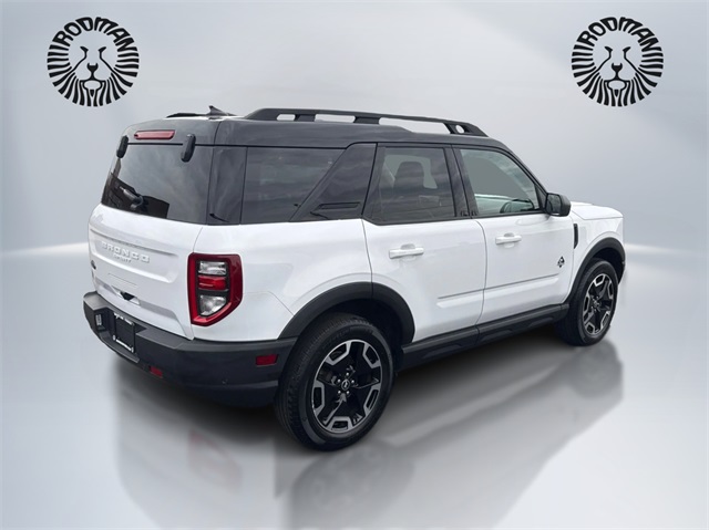 2022 Ford Bronco Sport Outer Banks photo 4
