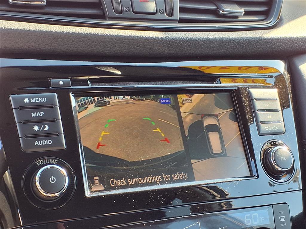 2019 Nissan Rogue SL photo 17