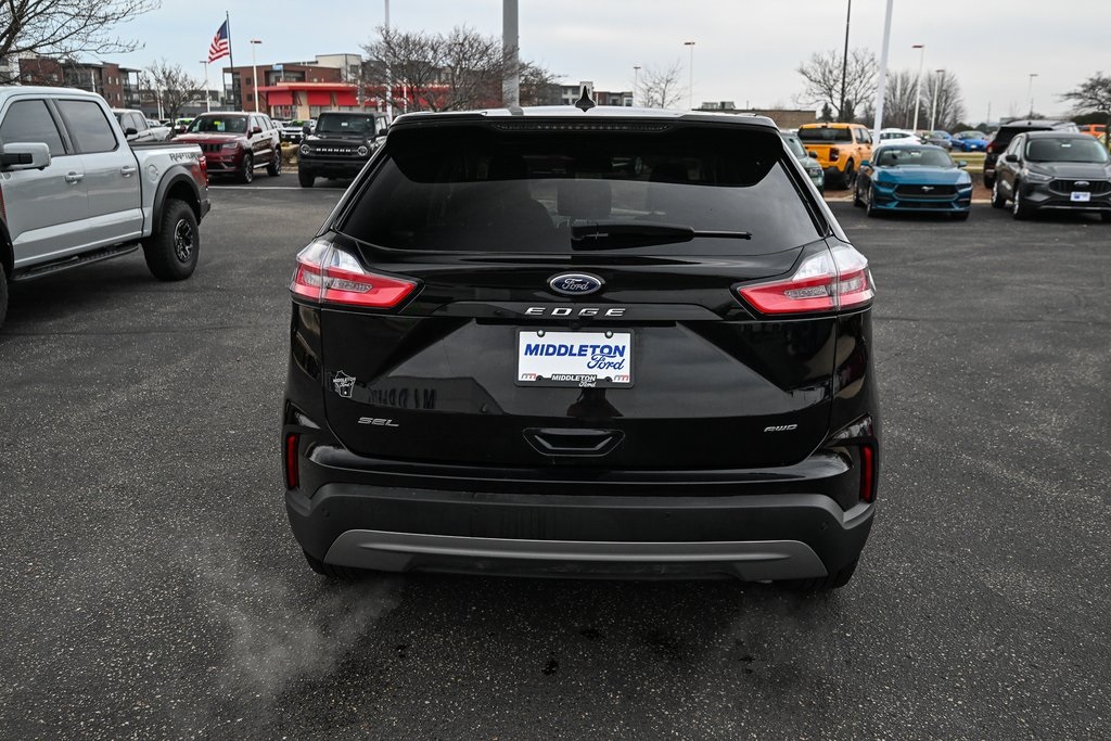 2024 Ford Edge SEL photo 4