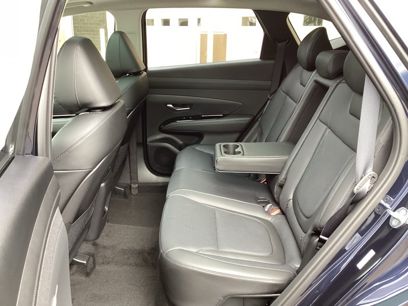 2025 Hyundai Tucson Hybrid Limited photo 28