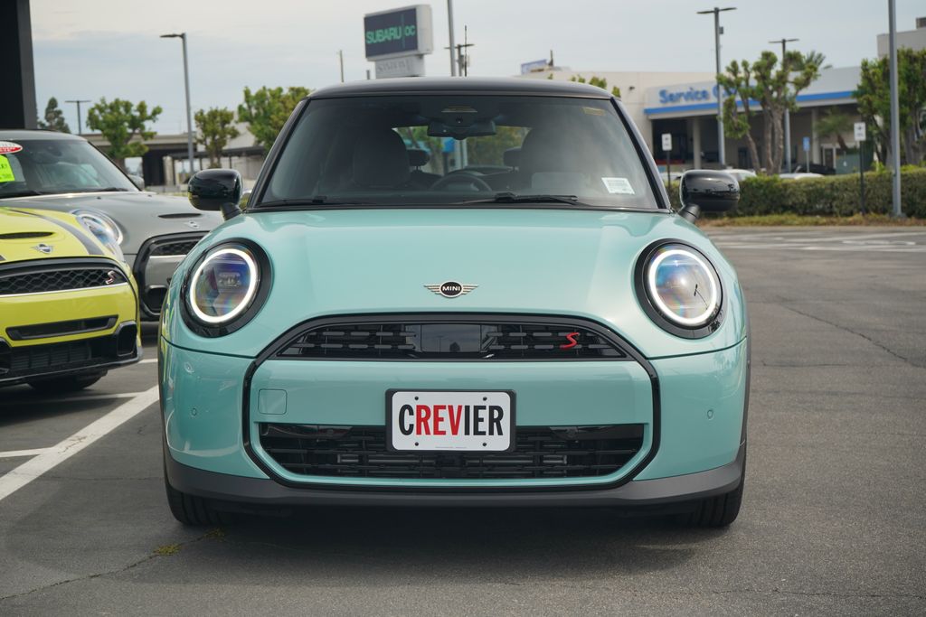 2026 Mini Cooper 2 Door Hardtop Signature photo 4