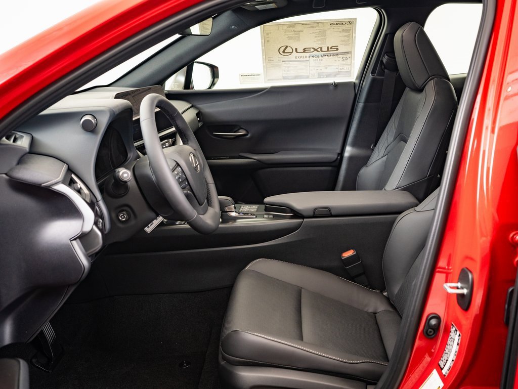 2025 Lexus UX Premium photo 20