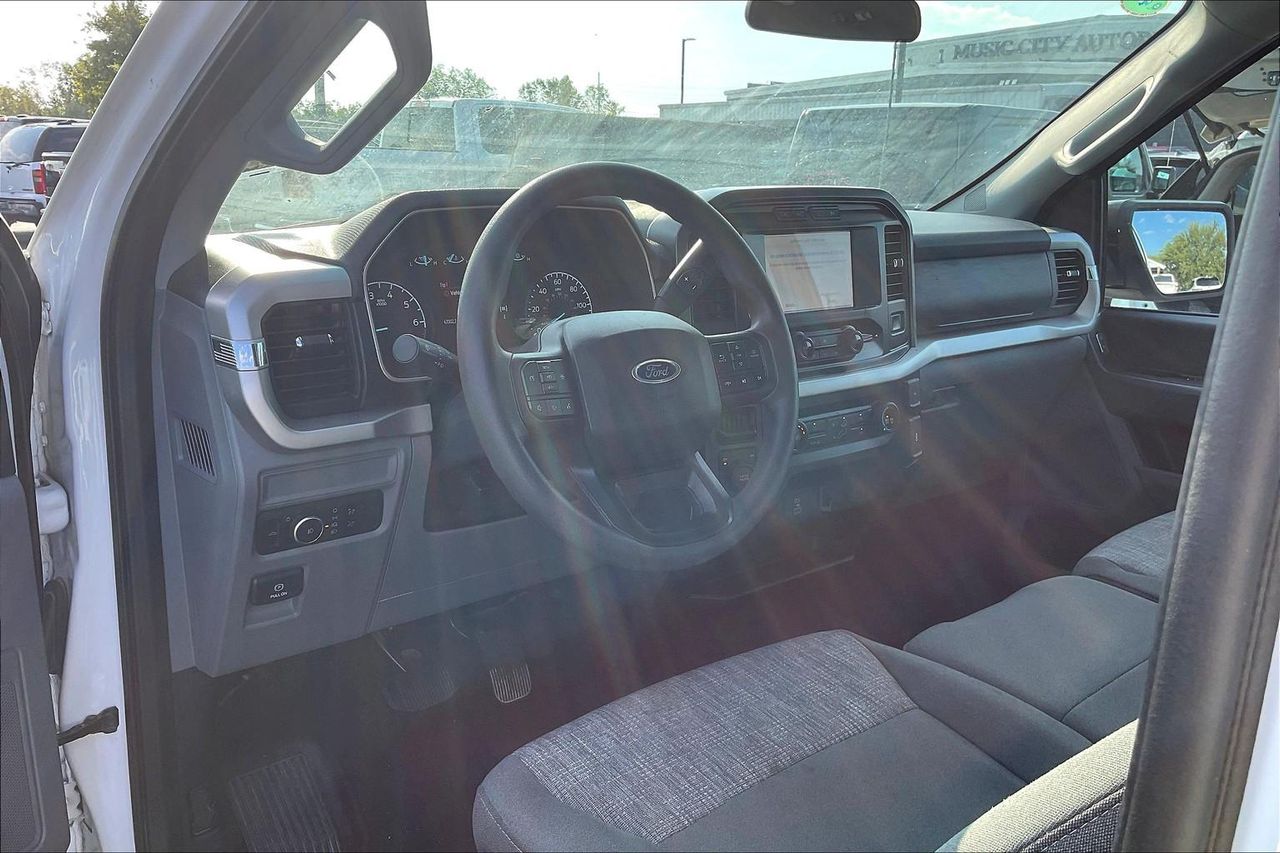 2023 Ford F-150 XL photo 4