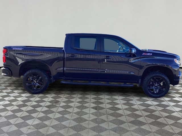 2024 Chevrolet Silverado 1500 LT Trail Boss photo 2