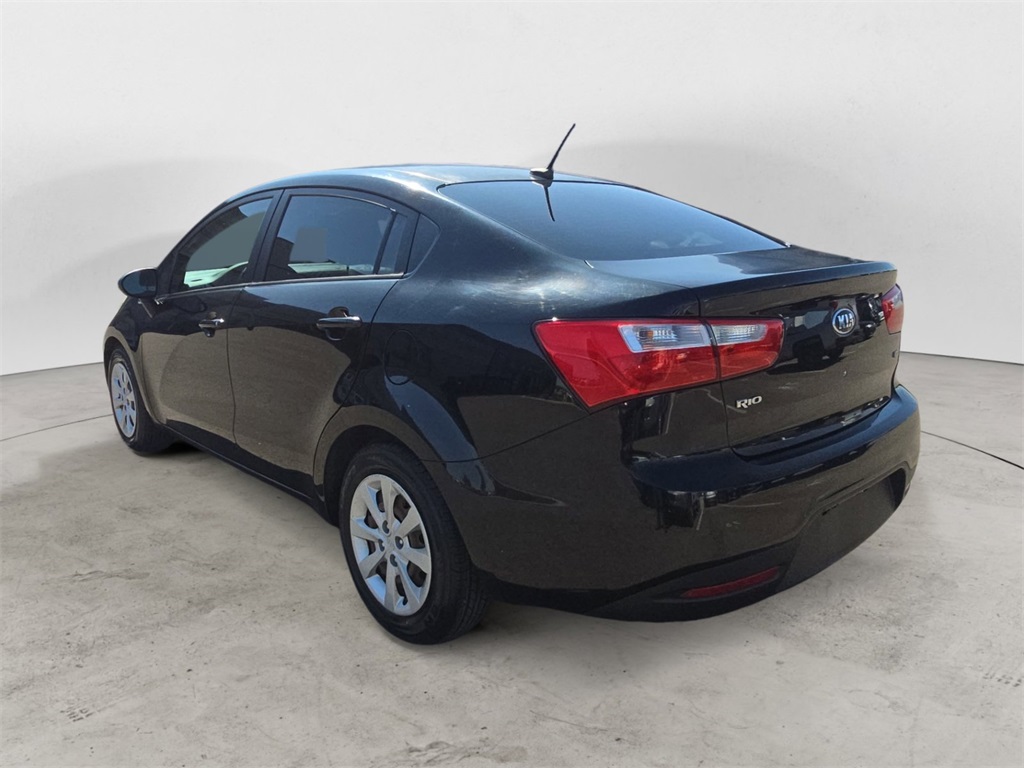 2013 Kia Rio LX photo 3