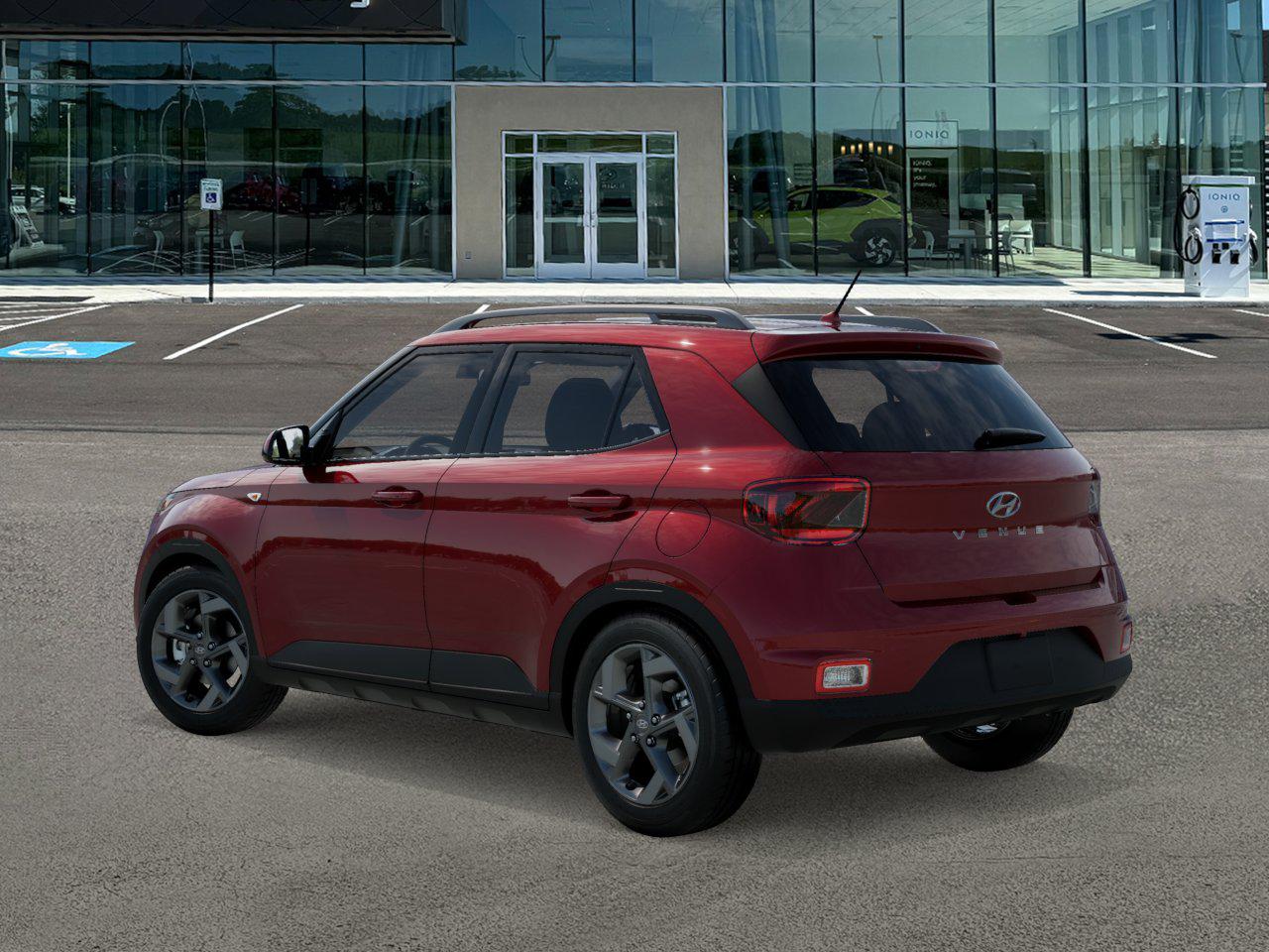 2025 Hyundai Venue SEL photo 3