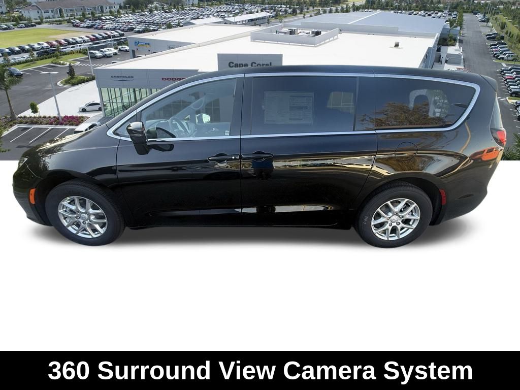 2026 Chrysler Pacifica photo 6