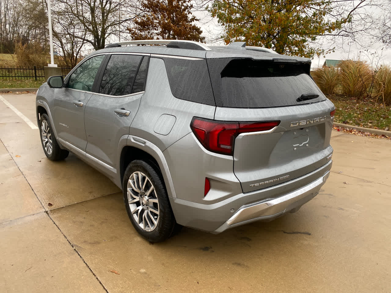 2026 Gmc Terrain Denali photo 4