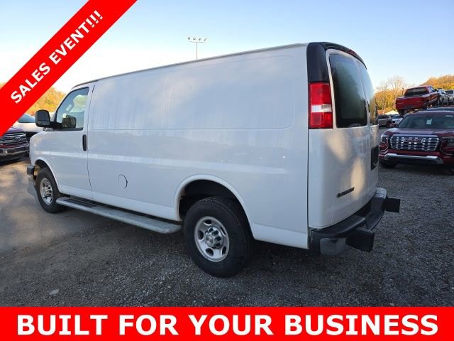 2024 Chevrolet Express 2500 Work Van Cargo photo 3