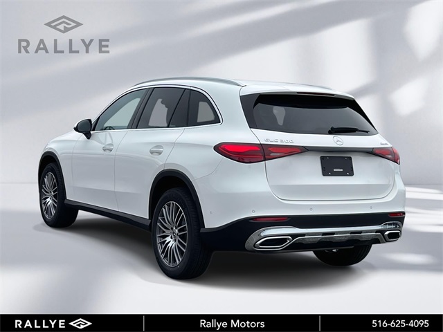 2026 Mercedes Benz GLC 300 4MATIC photo 4