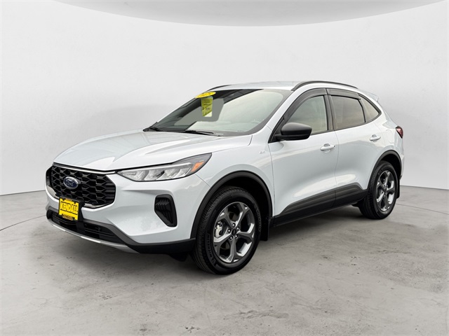 2025 Ford Escape ST-Line photo 3