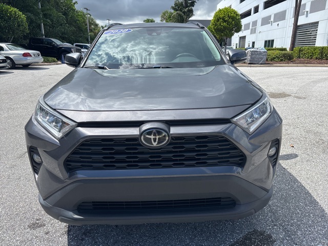2020 Toyota RAV4 XLE photo 8
