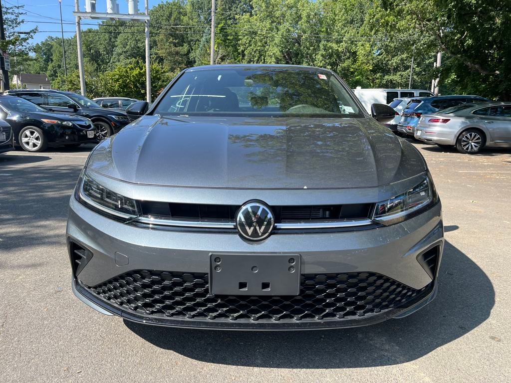 2025 Volkswagen Jetta 1.5T Sport photo 3