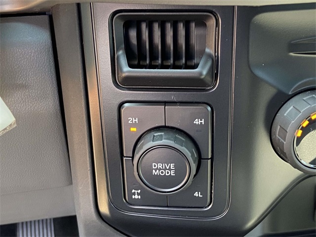 2026 Ford F-350 photo 14