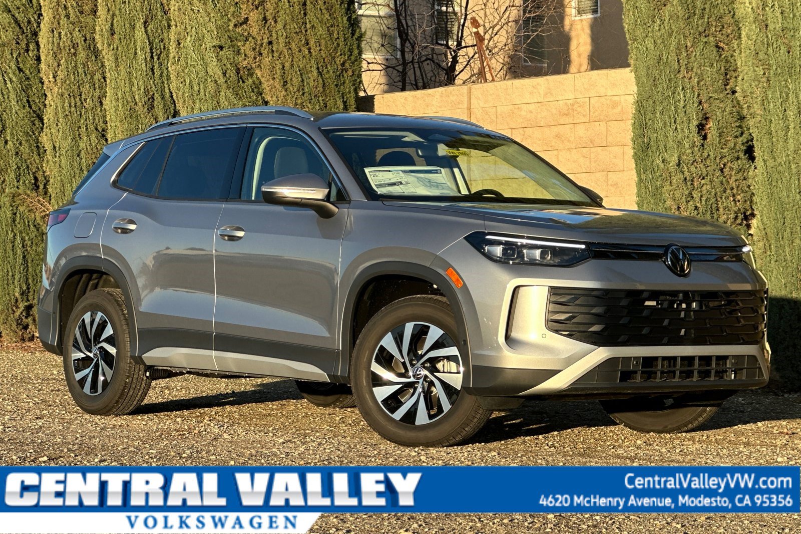 2026 Volkswagen Tiguan S's photo