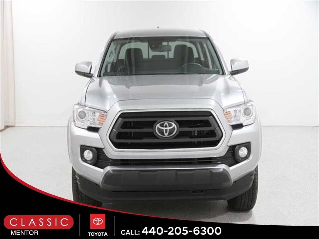2022 Toyota Tacoma SR5 V6 photo 2